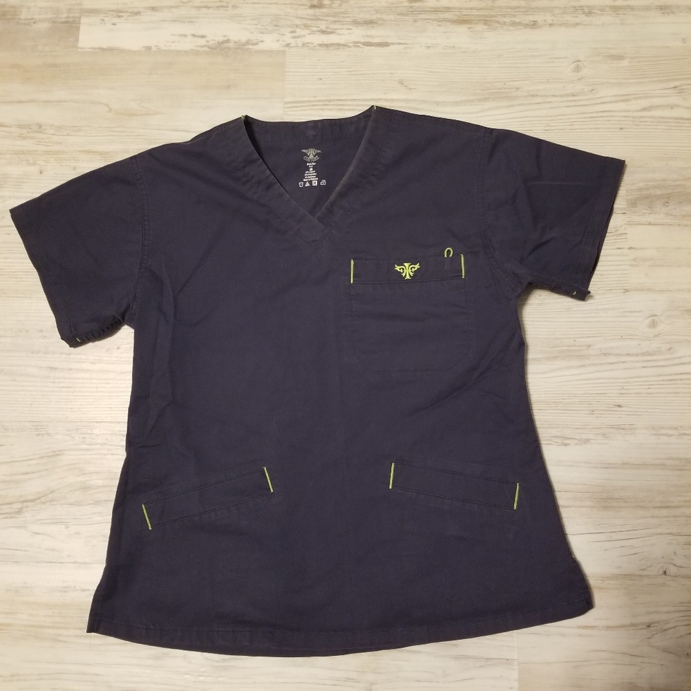 Med Couture 2 PC scrub set
